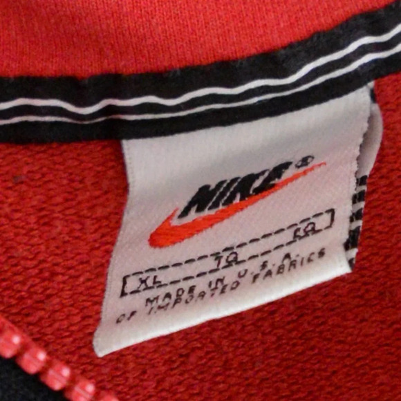 Vintage Nike Red Check Tag Red Quarter Zip made in U.S.A. "Polska" Logo Size XL - Picture 14 of 14
